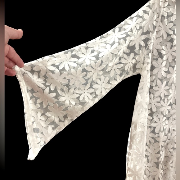 “Siiren Lily “ maternity kimono. Size Lg - Picture 3 of 5